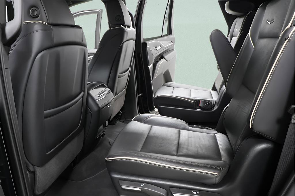 Used 2023 Cadillac Escalade Sport w/ Touring Package image 28