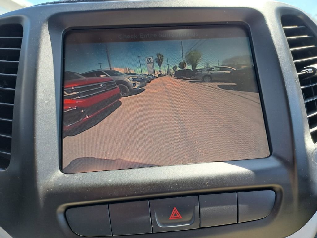 Used 2015 Jeep Cherokee Limited w/ Luxury Group image 11