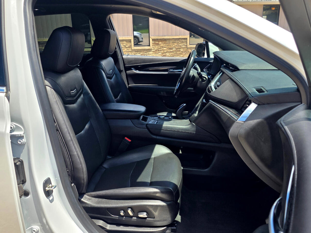 Used 2021 Cadillac XT5 Premium Luxury image 27