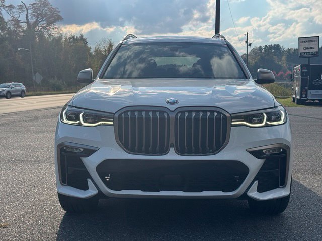 Used 2022 BMW X7 M50i AWD/4WD image 2