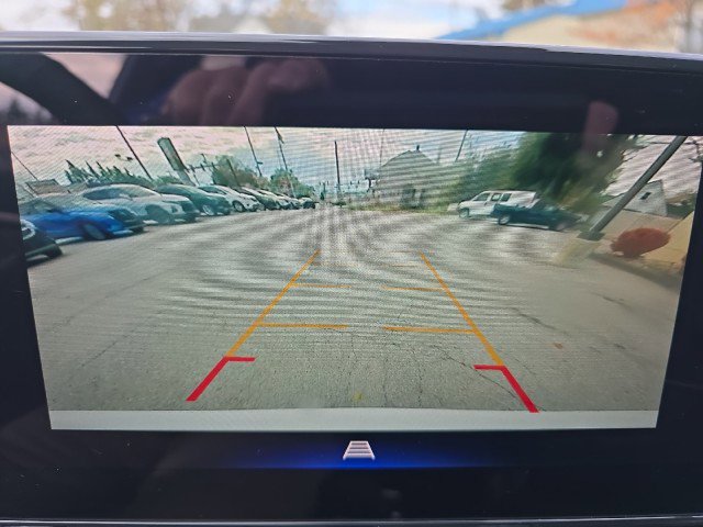 Used 2024 Chevrolet Trax LT w/ Driver Confidence Package image 23