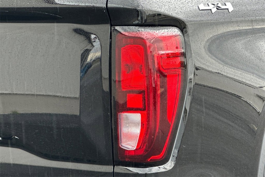 New 2025 GMC Sierra 1500 SLE image 7