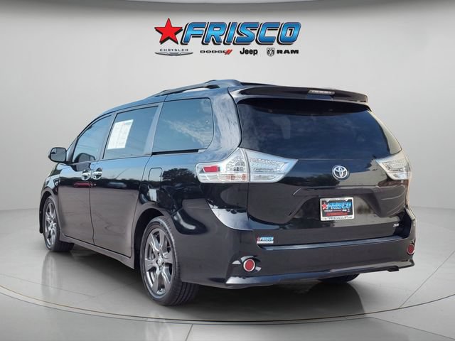 Used 2017 Toyota Sienna SE FWD image 5