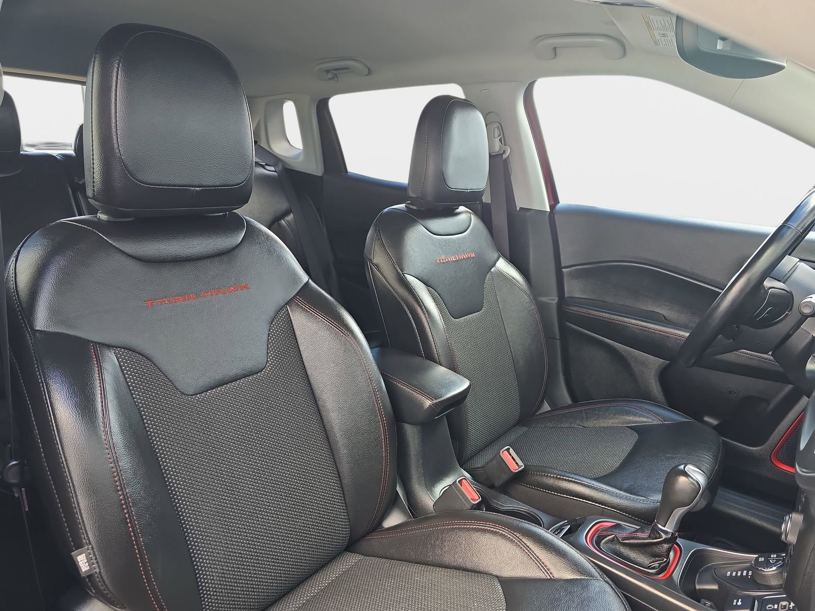 Used 2021 Jeep Compass Trailhawk w/ Convenience Group image 12