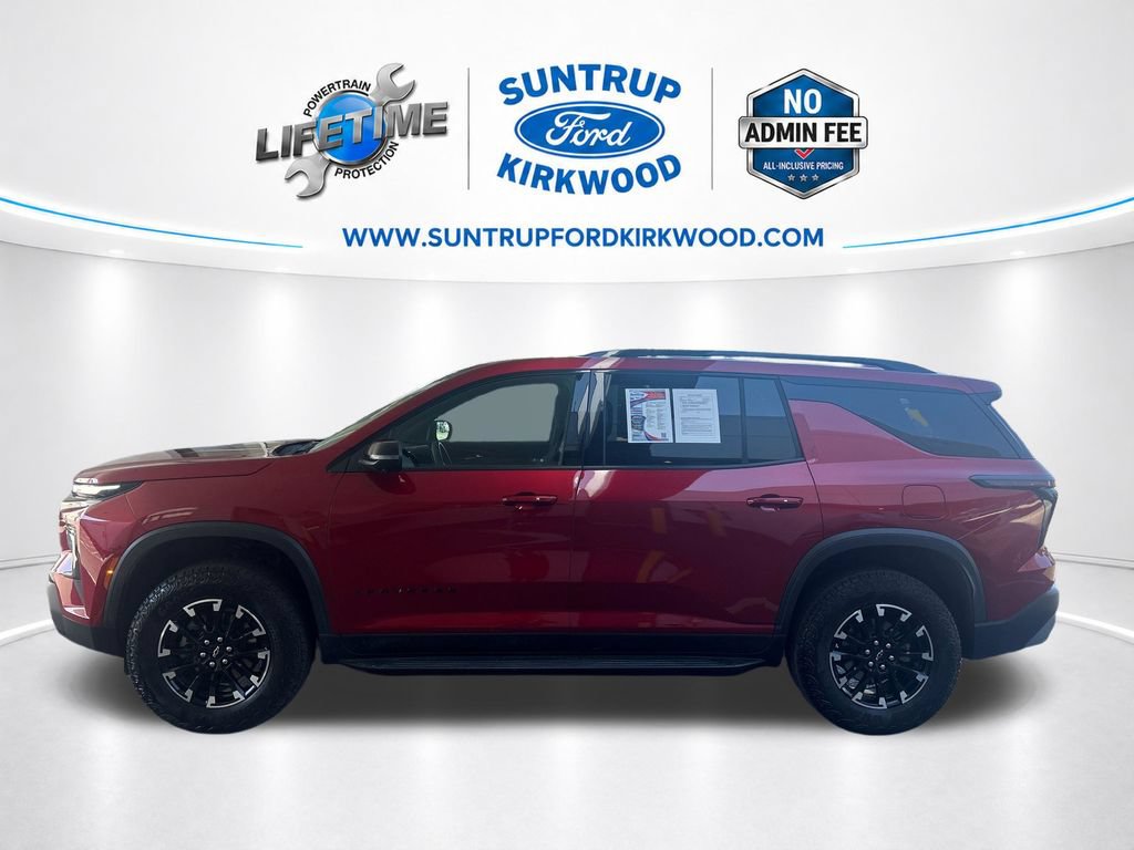 Used 2024 Chevrolet Traverse Z71 AWD/4WD image 2