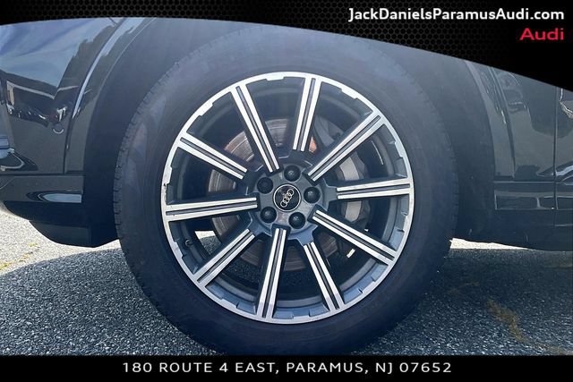 Used 2023 Audi Q7 2.0T Premium Plus w/ Premium Plus Package AWD/4WD image 8