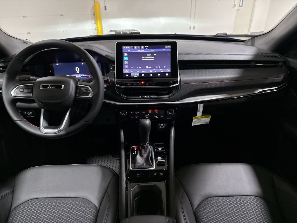 New 2026 Jeep Compass Trailhawk AWD/4WD image 10