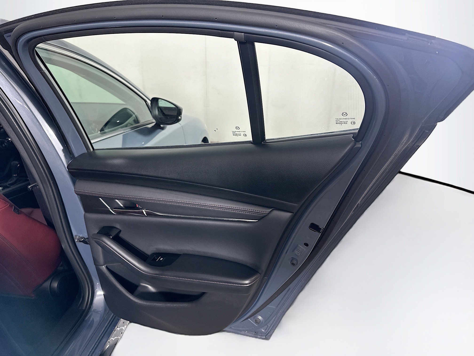 Used 2025 MAZDA MAZDA3 s AWD/4WD image 30