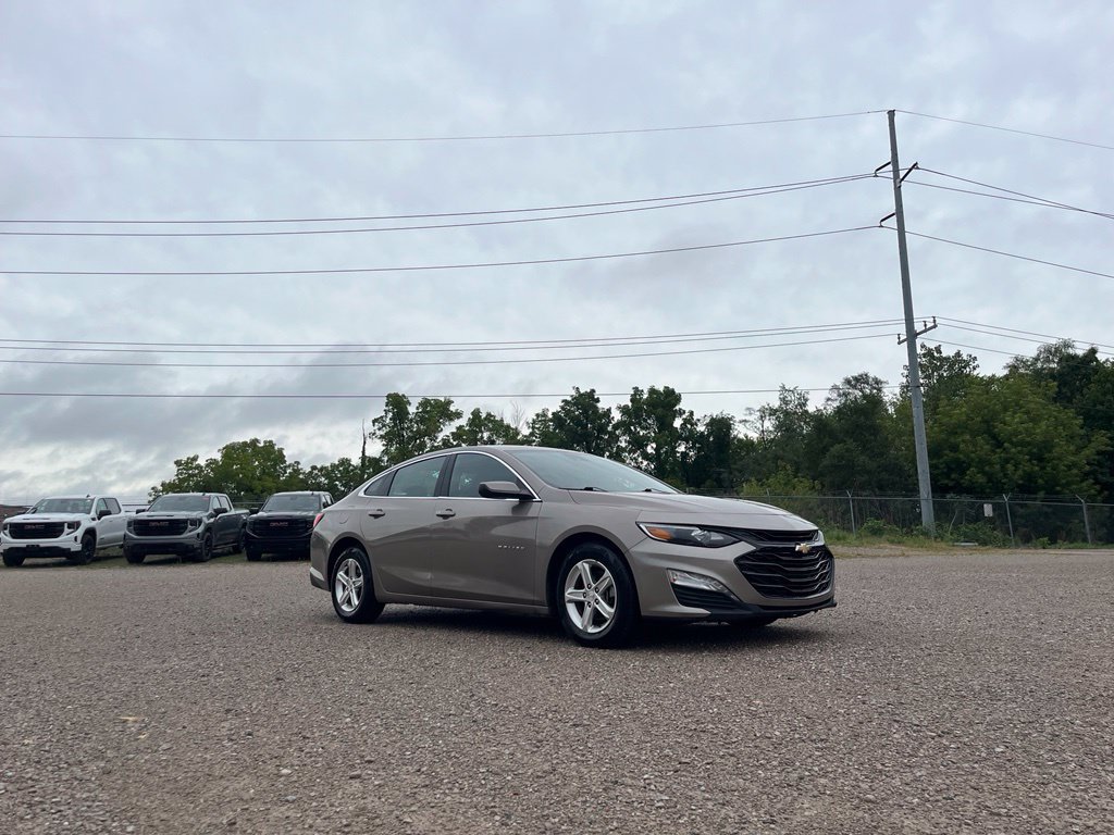 Used 2023 Chevrolet Malibu LT w/ Driver Confidence Package FWD image 7