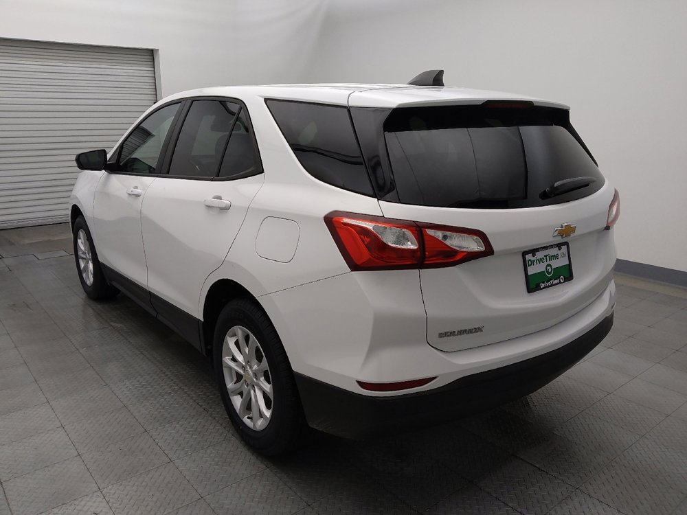 Used 2020 Chevrolet Equinox LS w/ LS Convenience Package image 5