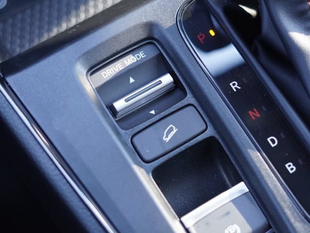 Used 2026 Honda CR-V Sport Touring image 32