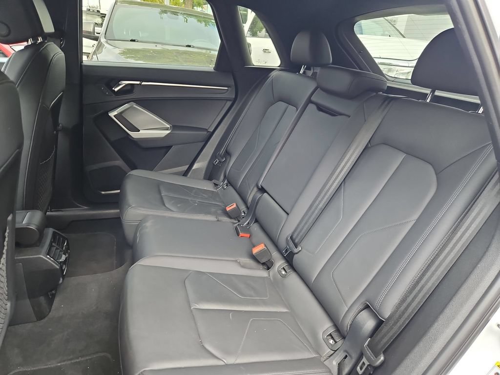 Used 2025 Audi Q3 2.0T Premium AWD/4WD image 14