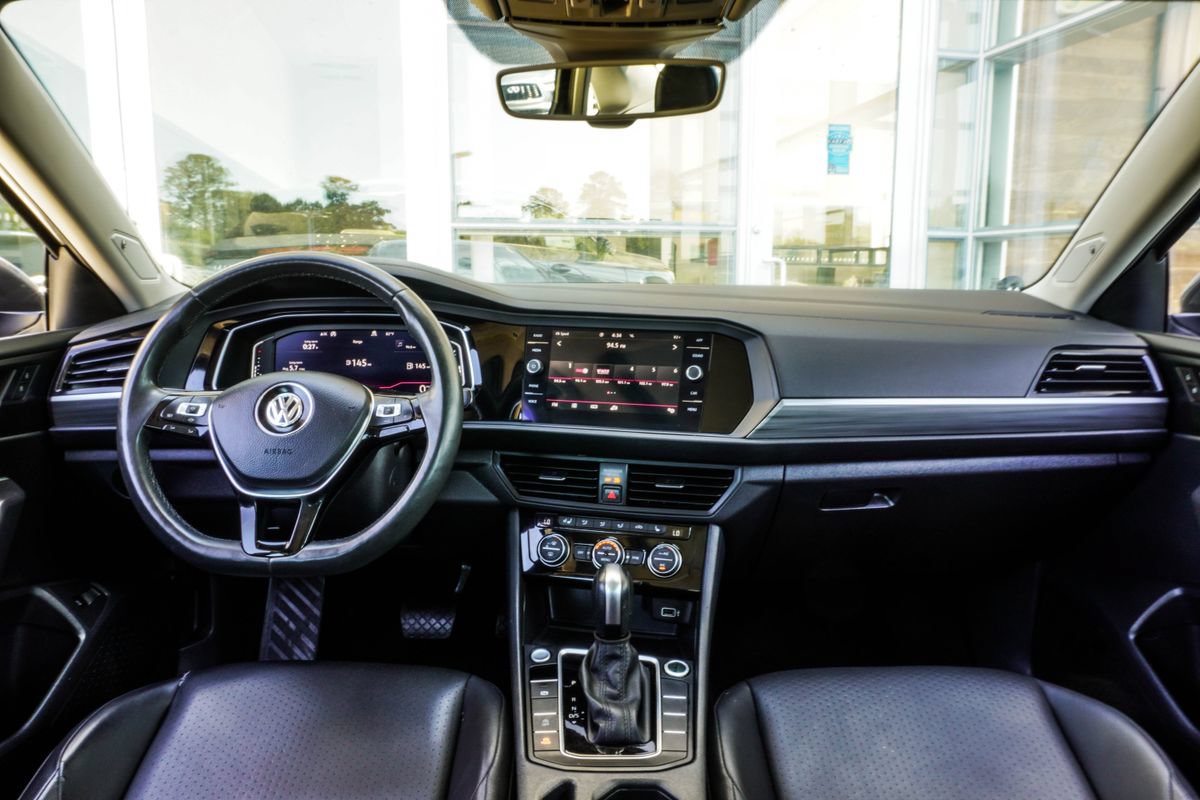 Used 2020 Volkswagen Jetta SEL FWD image 5