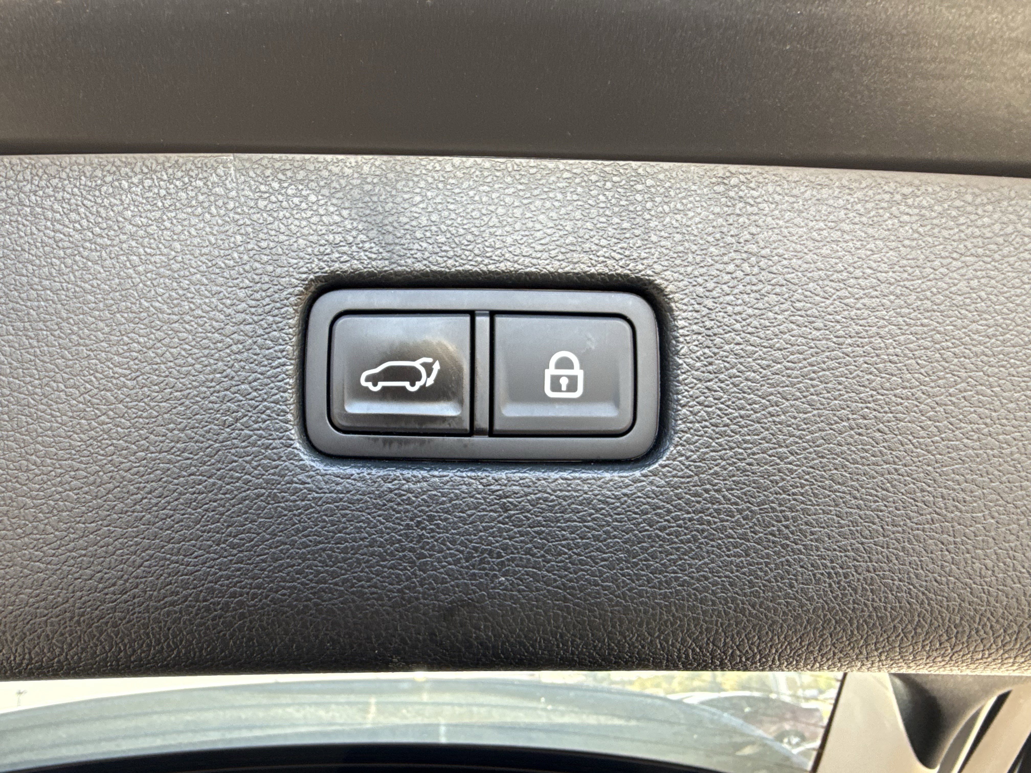 Used 2021 Genesis GV80 3.5T w/ Advanced Package 06 AWD/4WD image 11