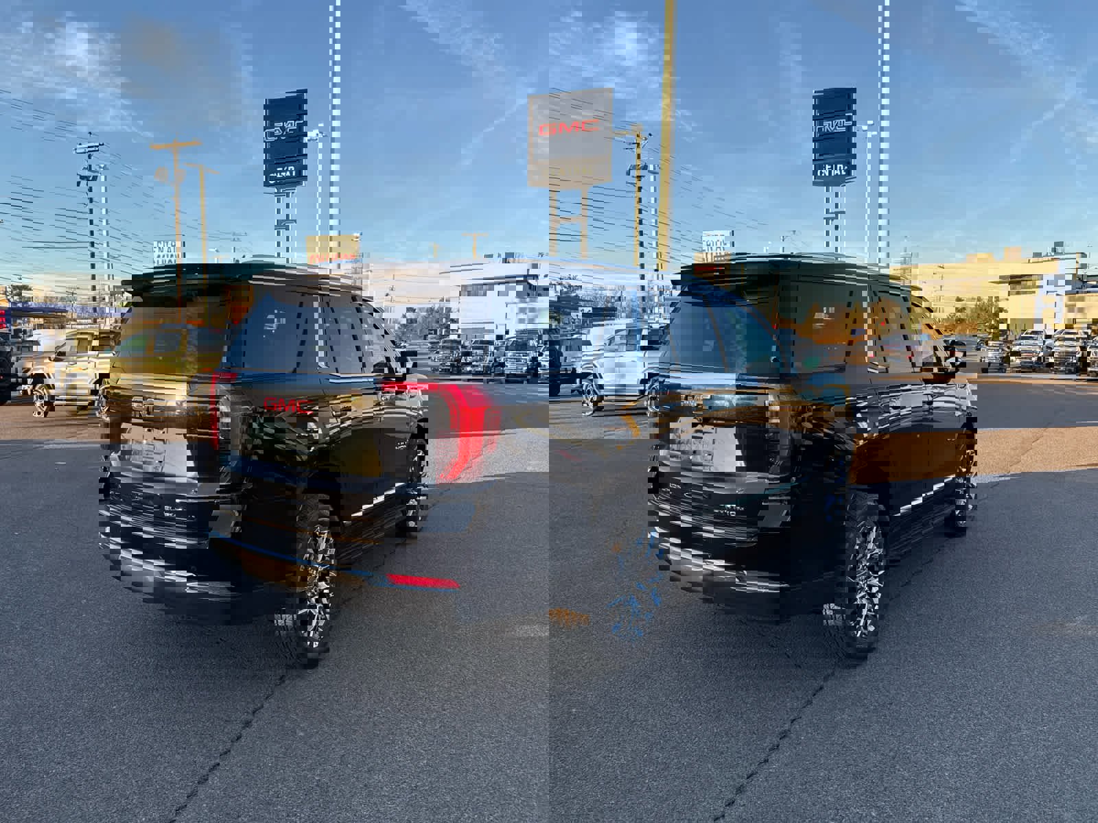 New 2026 GMC Yukon Elevation image 5