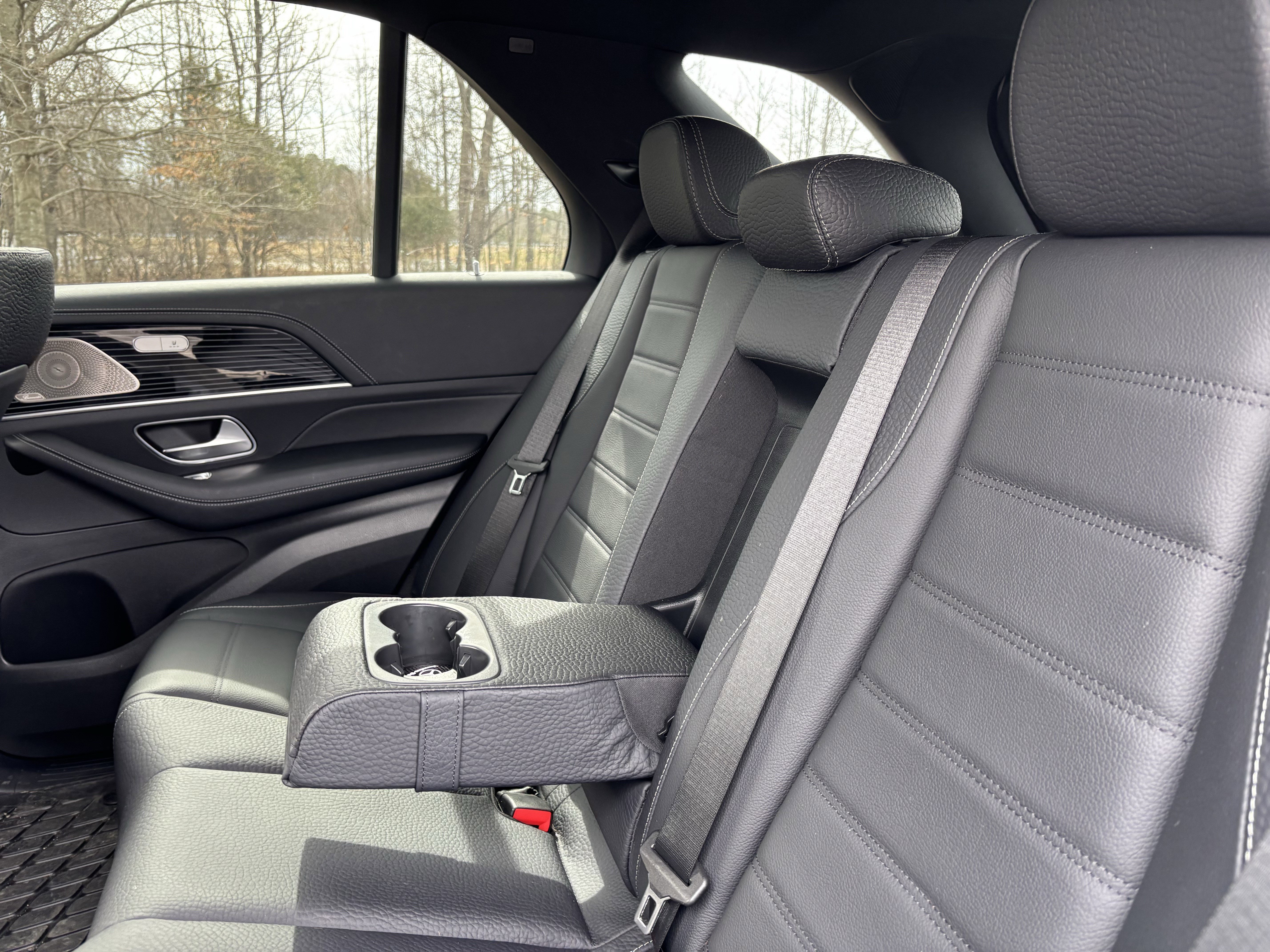 Used 2024 Mercedes-Benz GLE 450e 4MATIC image 32