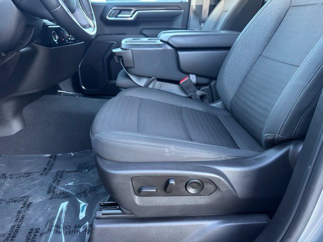 Certified 2024 Chevrolet Silverado 1500 LT AWD/4WD image 5