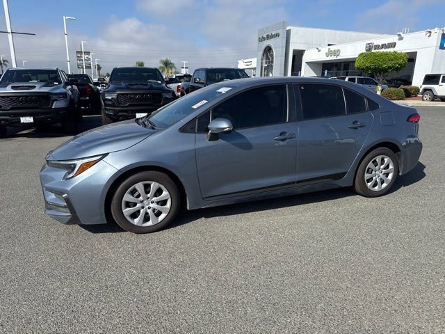 Used 2024 Toyota Corolla SE video 3