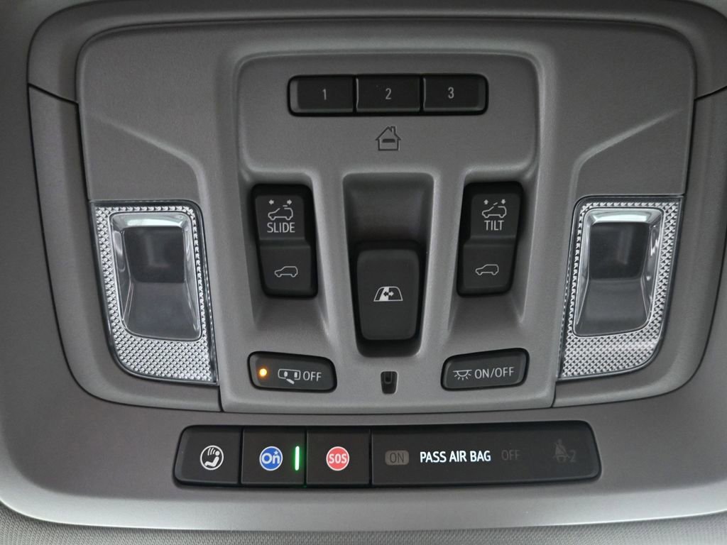 Used 2025 Chevrolet Silverado 1500 LTZ w/ LTZ Premium Package image 19