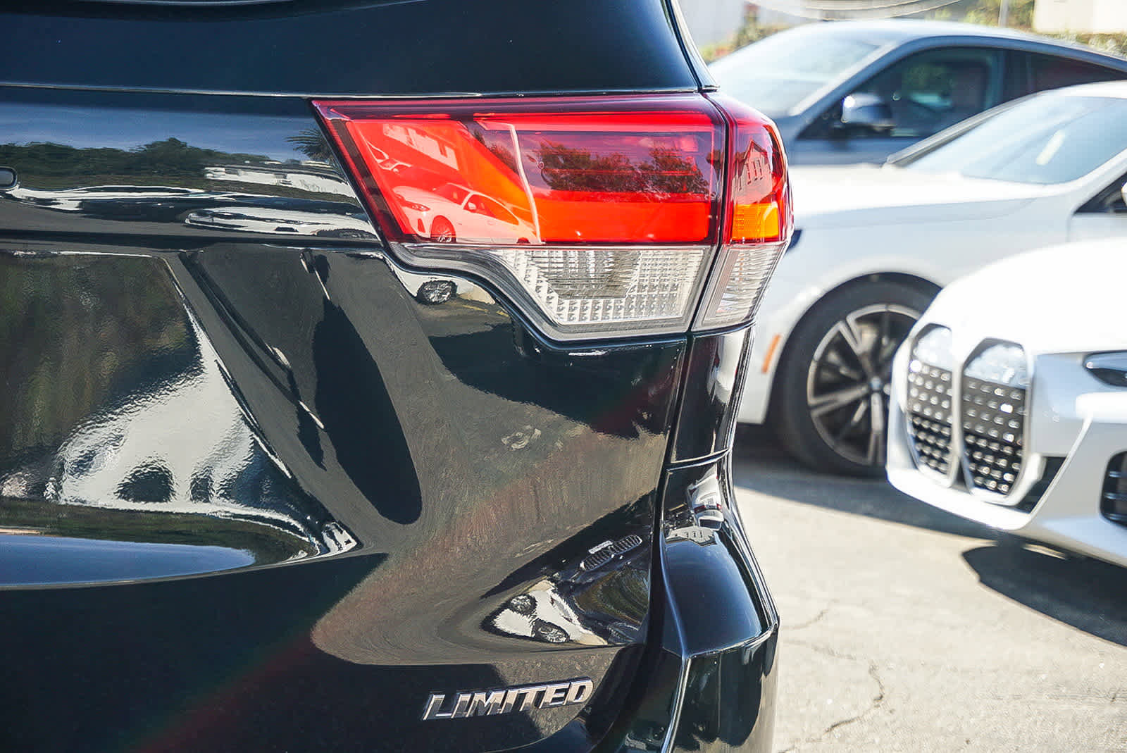 Used 2017 Toyota Highlander Limited image 11