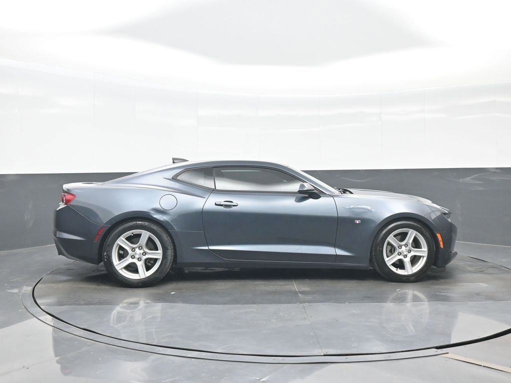 Used 2019 Chevrolet Camaro LT image 7