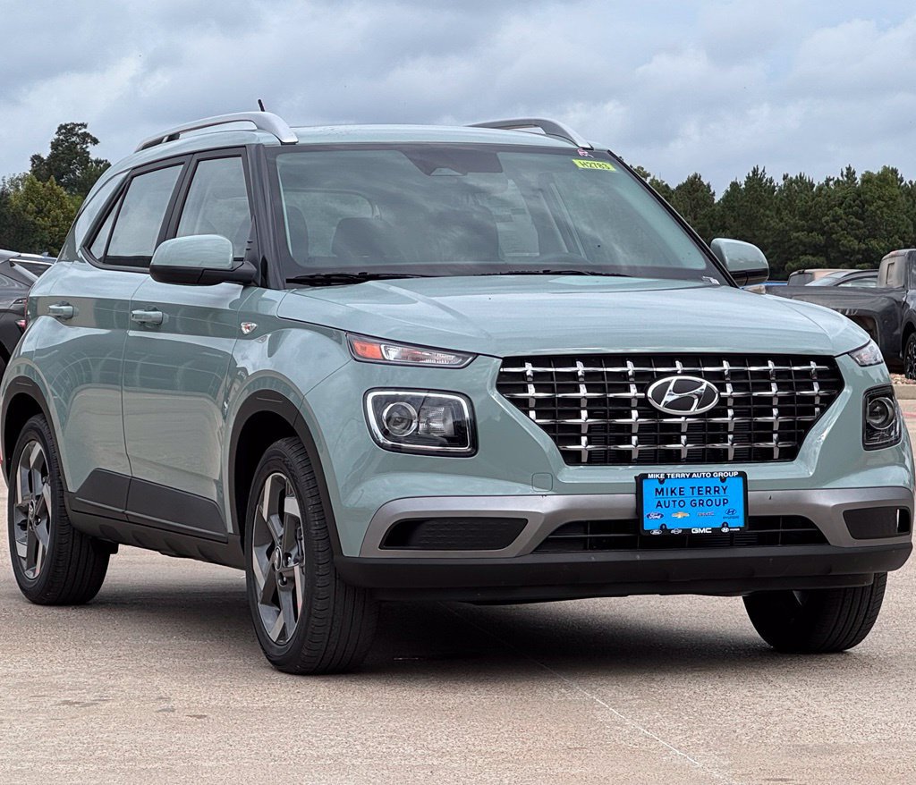 New 2026 Hyundai Venue SEL FWD image 9