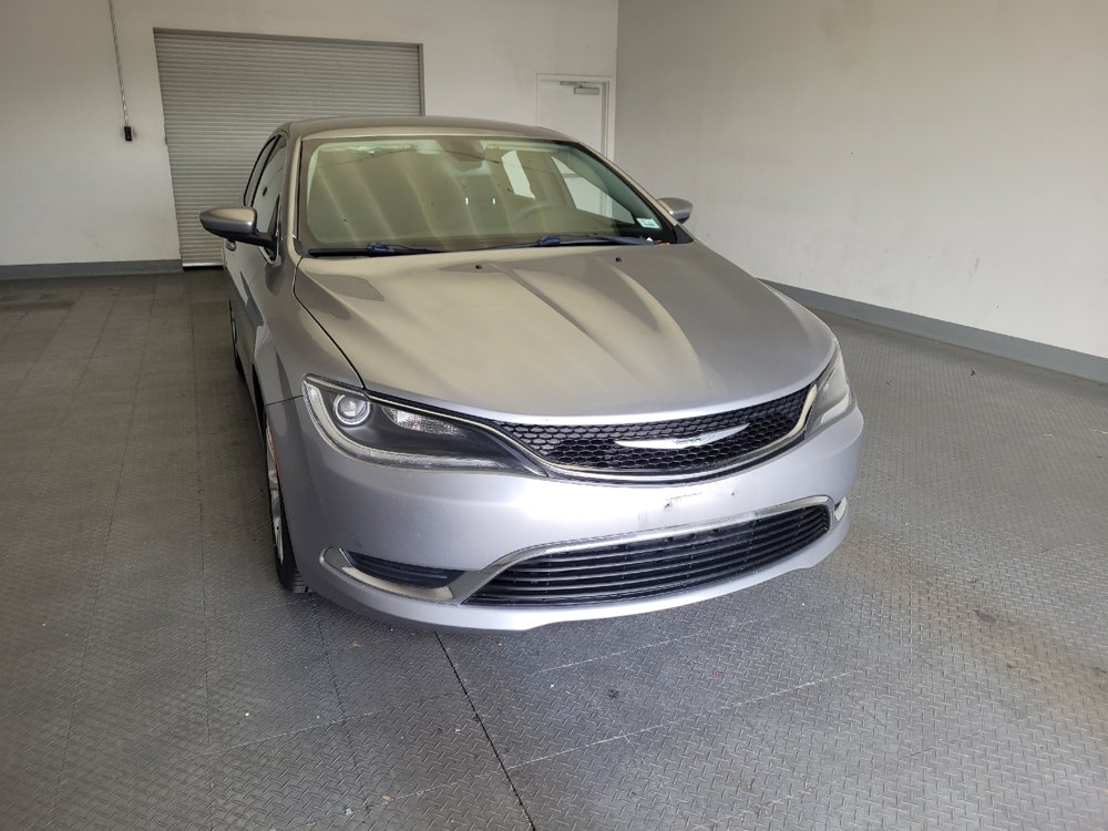 Used 2015 Chrysler 200 Limited FWD image 14