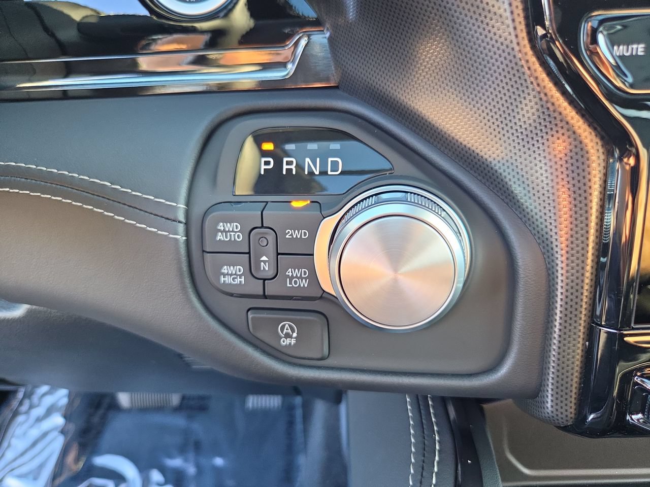 New 2027 RAM 1500 Limited AWD/4WD image 15