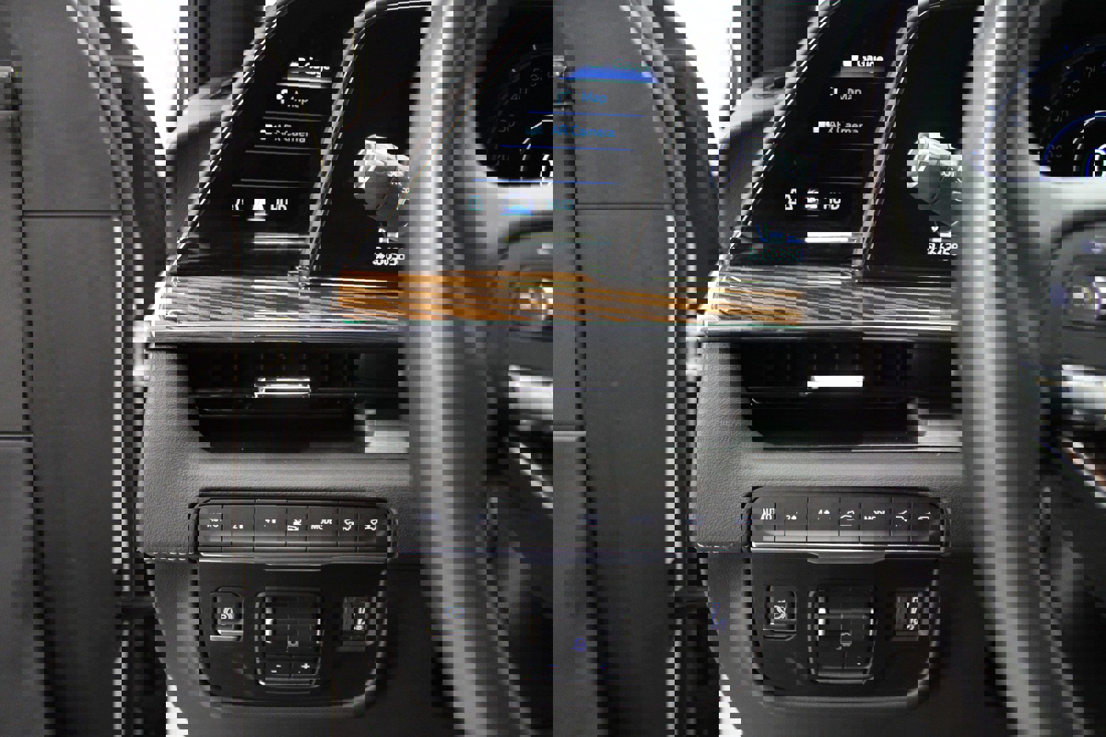 Used 2021 Cadillac Escalade Premium Luxury w/ Driver Assist Tech Package image 24