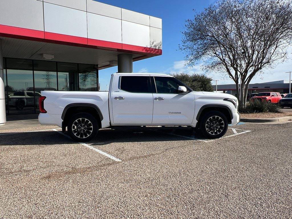 Used 2025 Toyota Tundra Limited w/ Power Package image 32