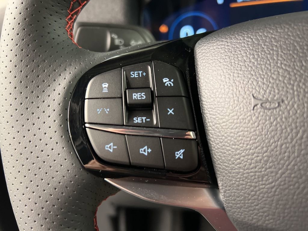 New 2026 Ford Explorer ST-Line w/ ST-Line Street Pack image 19