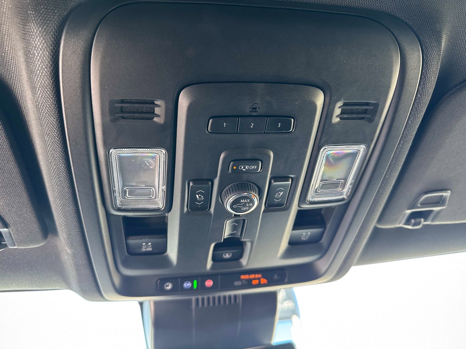 Used 2023 Chevrolet Tahoe High Country w/ Premium Package RWD image 28