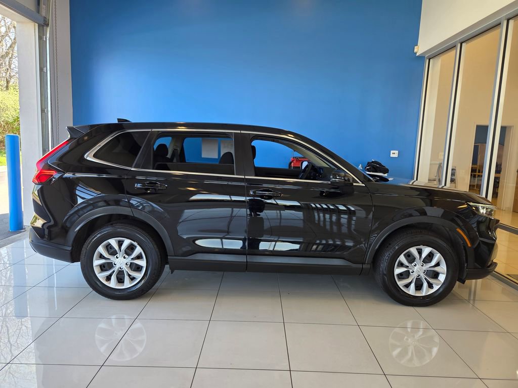 Certified 2025 Honda CR-V LX image 5