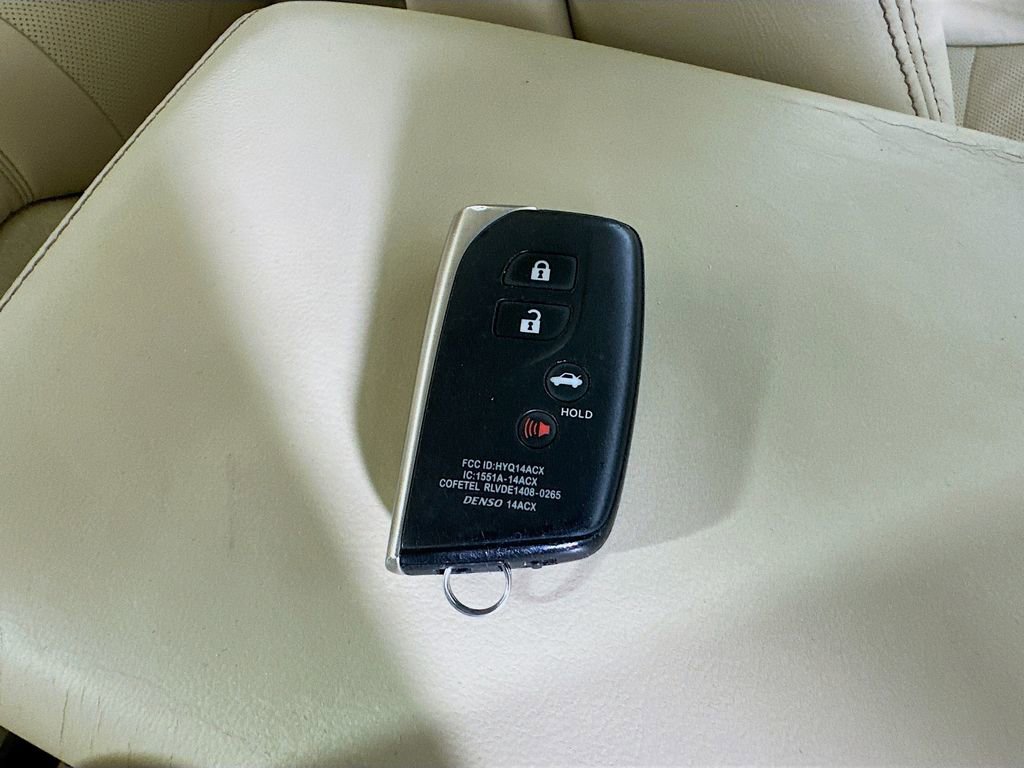Used 2015 Lexus LS 460 w/ Comfort Package RWD image 43