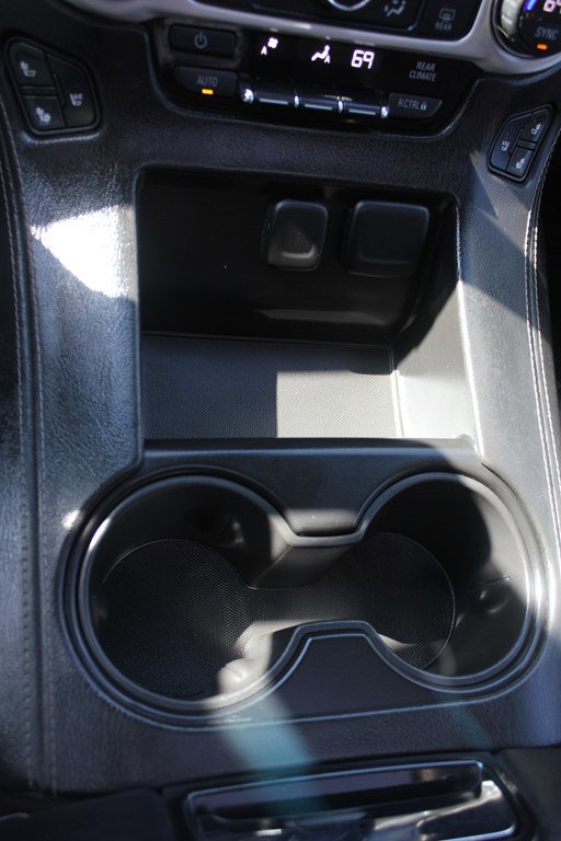 Used 2015 GMC Yukon SLT w/ Open Road Package image 24