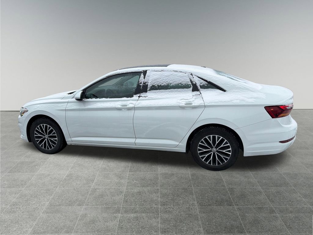 Used 2019 Volkswagen Jetta SE image 3