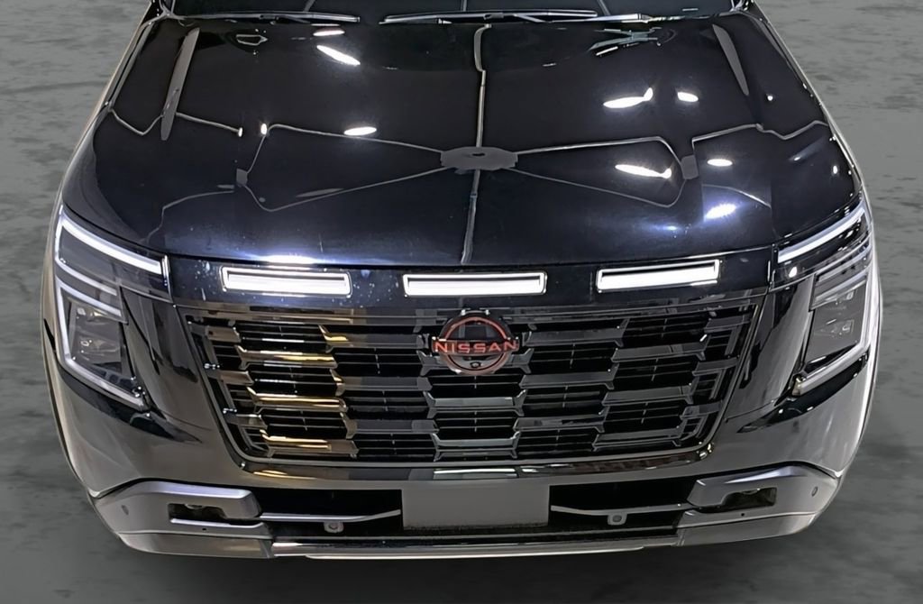 Used 2025 Nissan Armada PRO-4X image 16