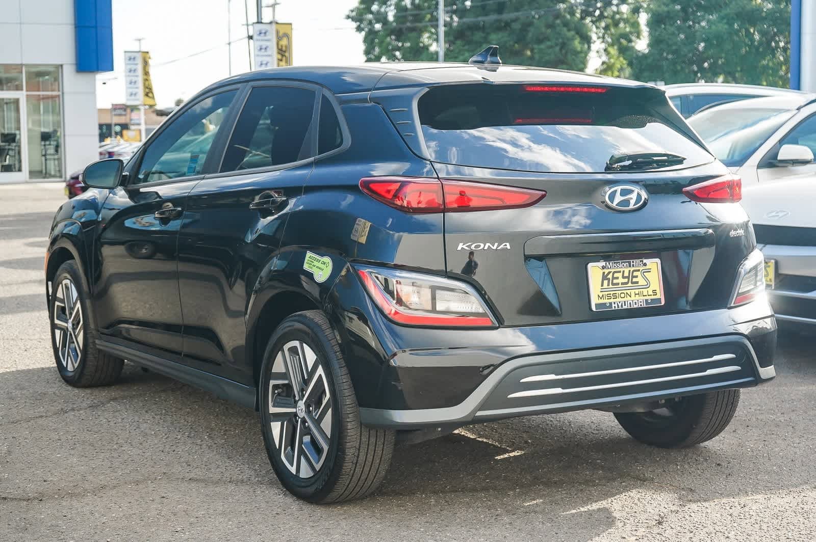 Certified 2023 Hyundai Kona SE image 7