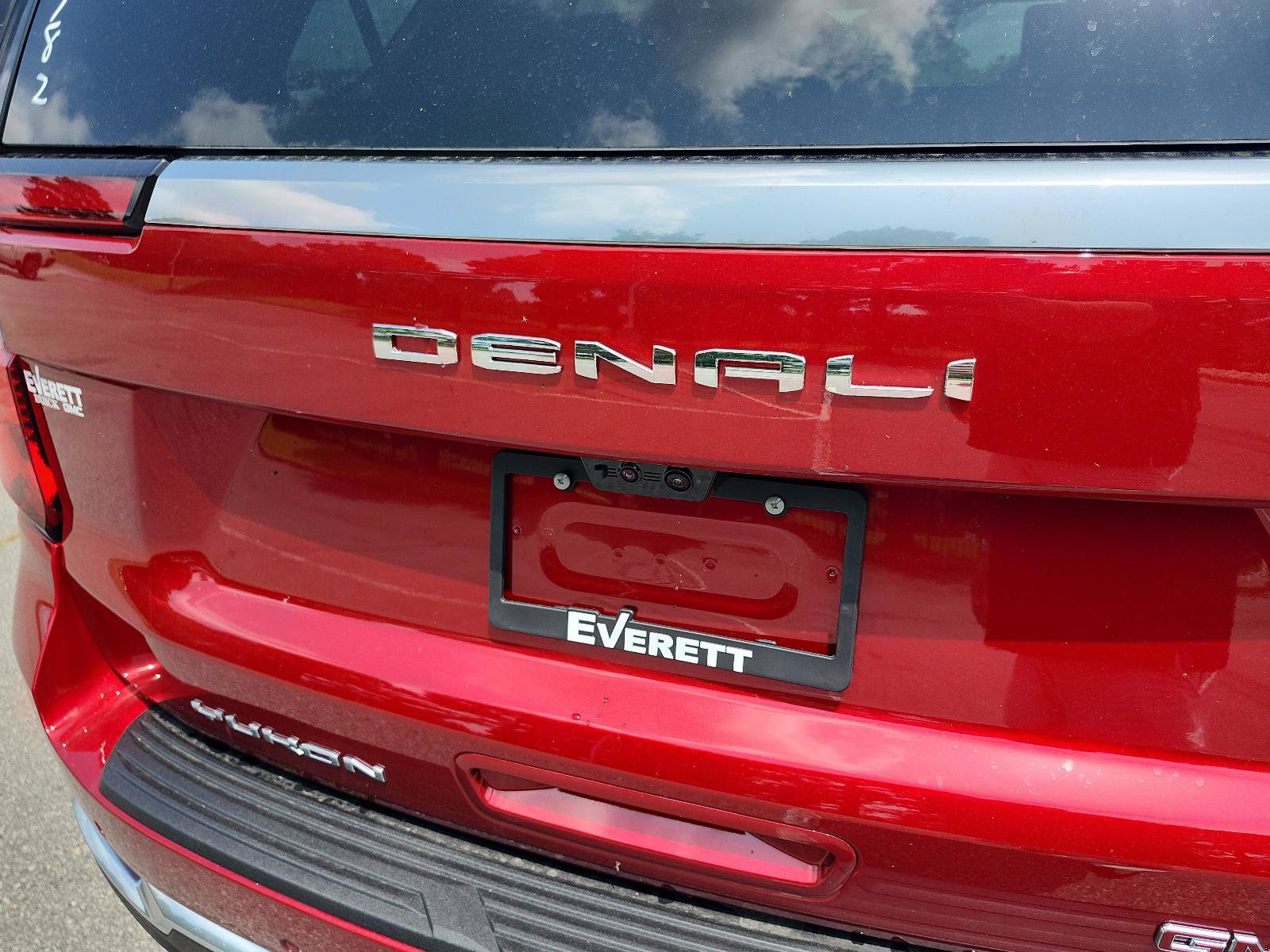 New 2026 GMC Yukon Denali w/ Denali Reserve Package AWD/4WD image 5