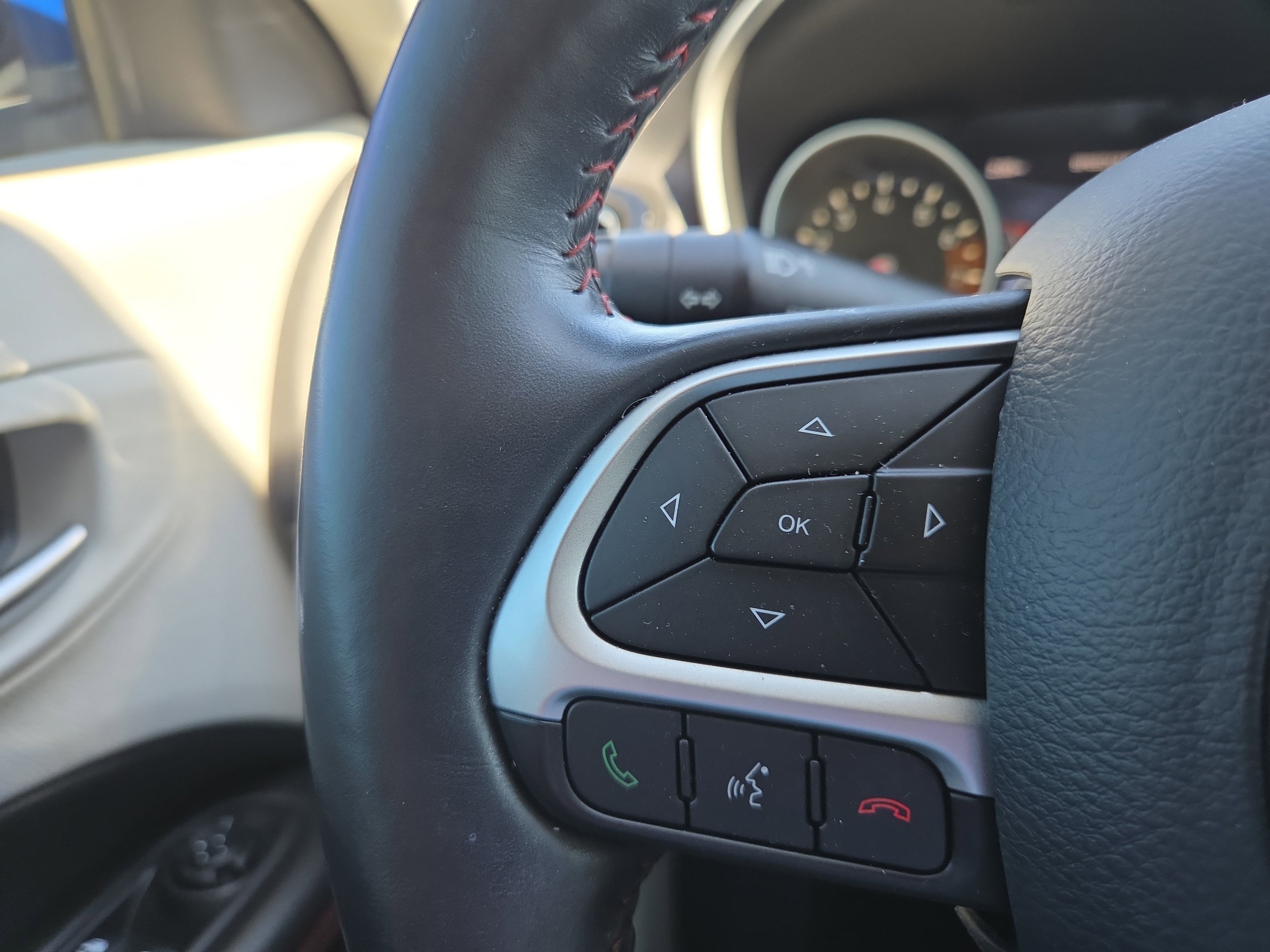 Used 2019 Jeep Compass Limited image 15