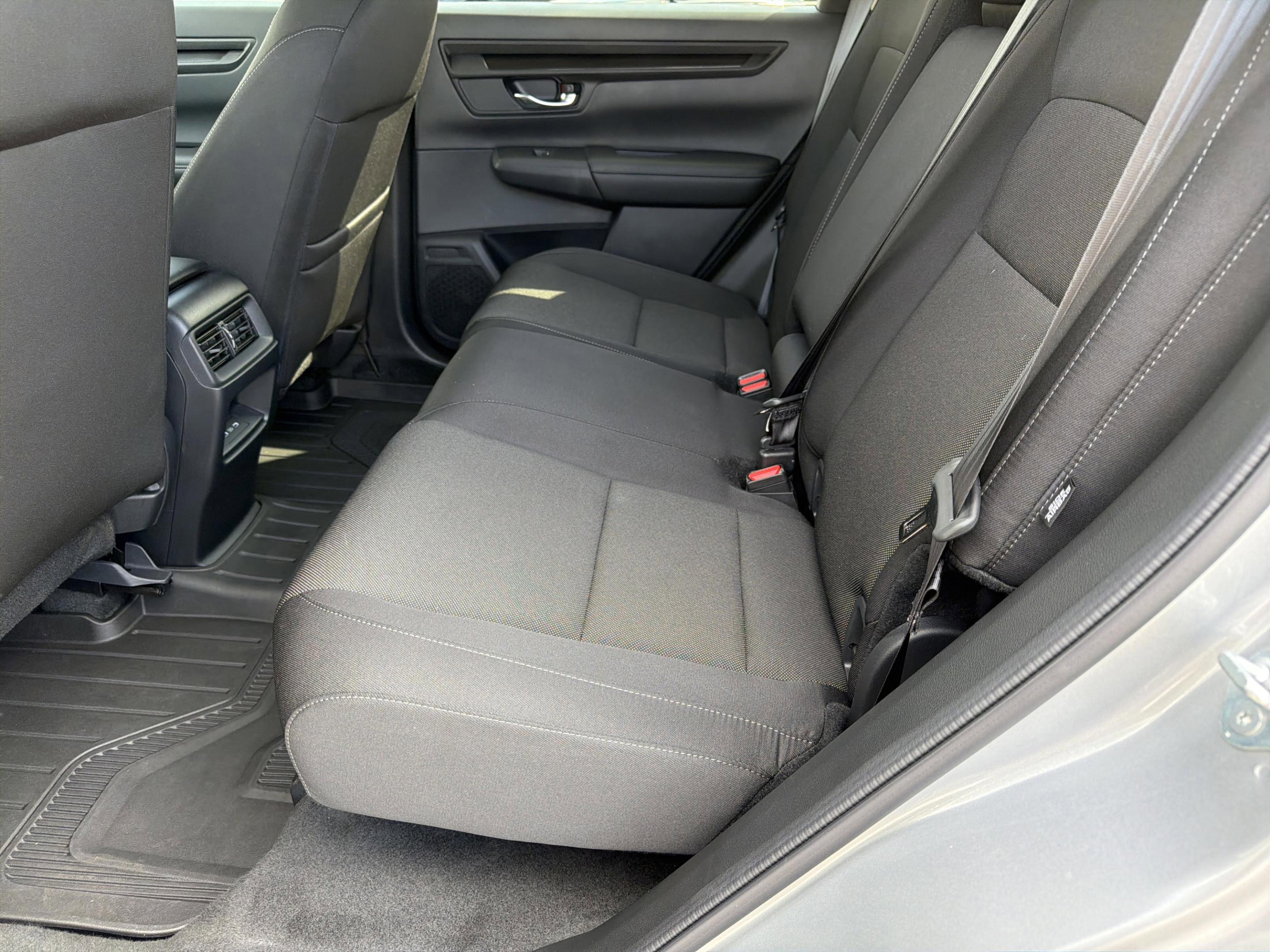 Used 2026 Honda CR-V EX image 32