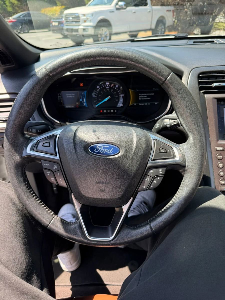 Used 2019 Ford Fusion Titanium image 15