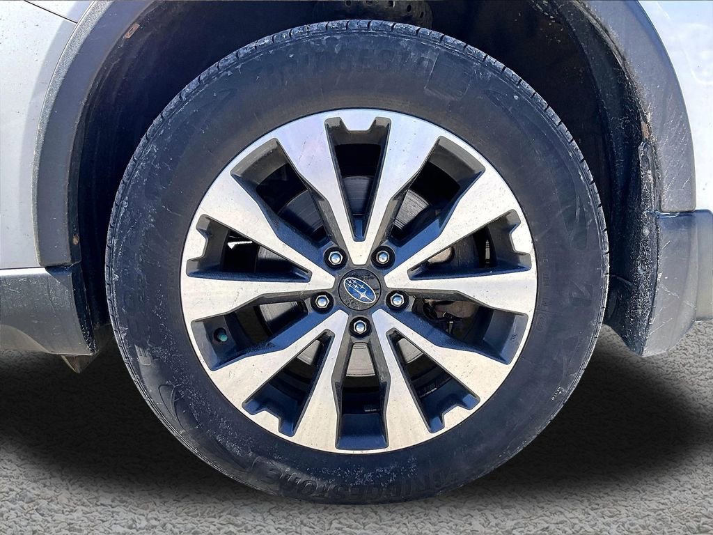 Used 2017 Subaru Outback 3.6R Limited image 7