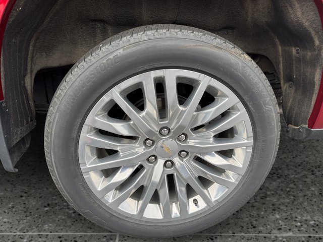 Used 2025 Chevrolet Silverado 1500 High Country w/ High Country Premium Package AWD/4WD image 14