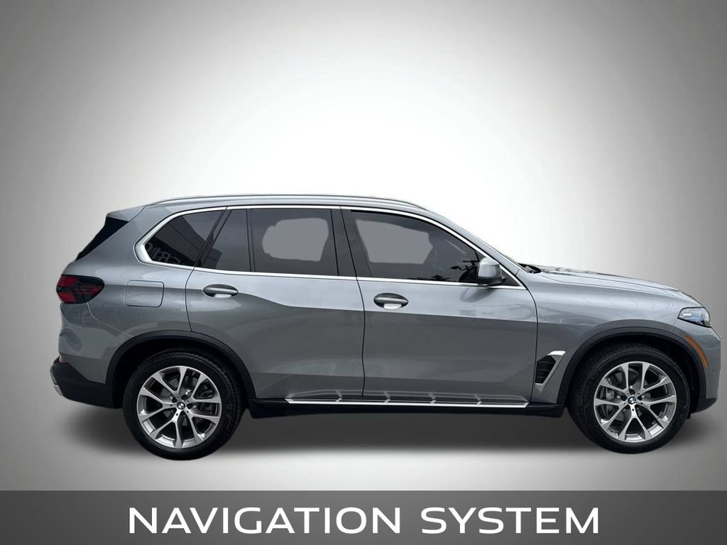 Used 2026 BMW X5 xDrive40i AWD/4WD image 7