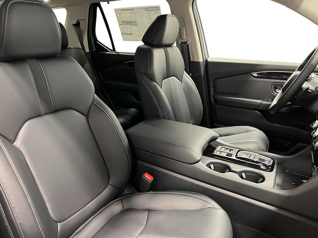 New 2025 Honda Pilot Touring image 41