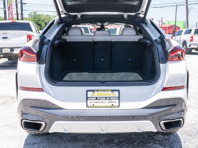 Used 2020 BMW X6 M50i w/ Executive Package AWD/4WD image 12