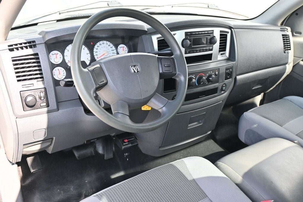 Used 2006 Dodge Ram 2500 Truck ST w/ Trailer Tow Group RWD image 4