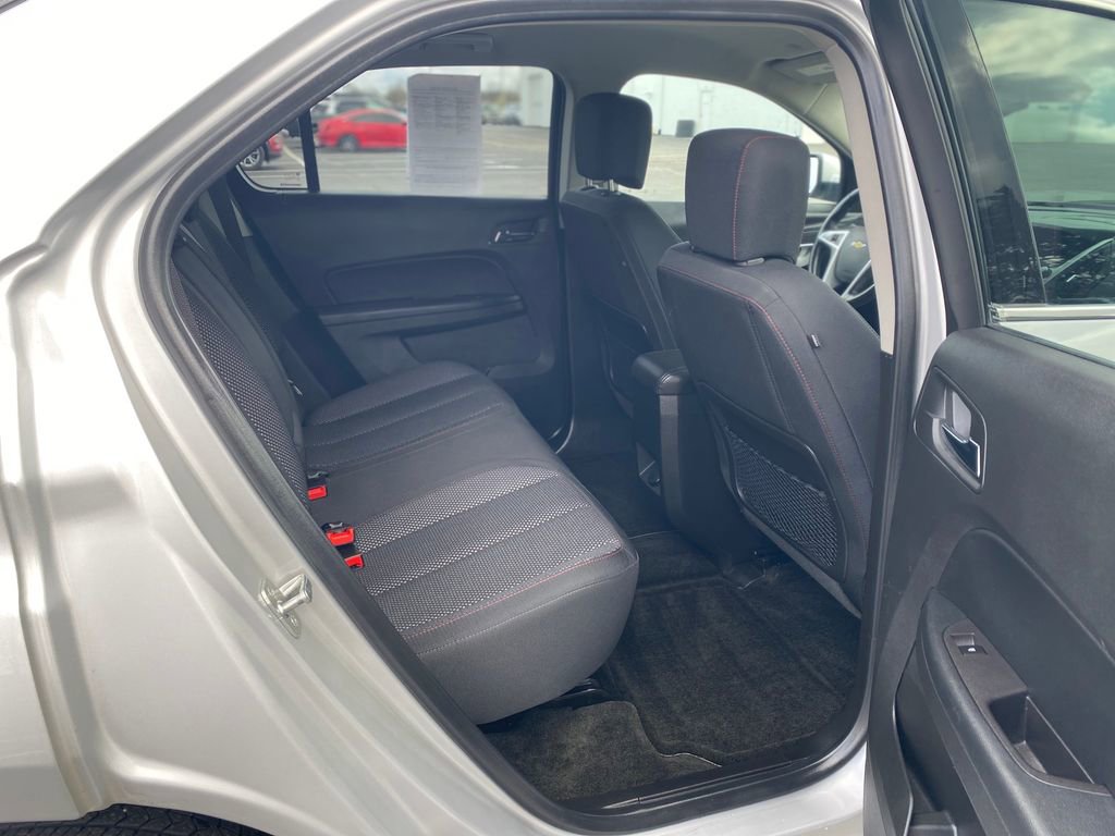 Used 2017 Chevrolet Equinox LT w/ Convenience Package image 15