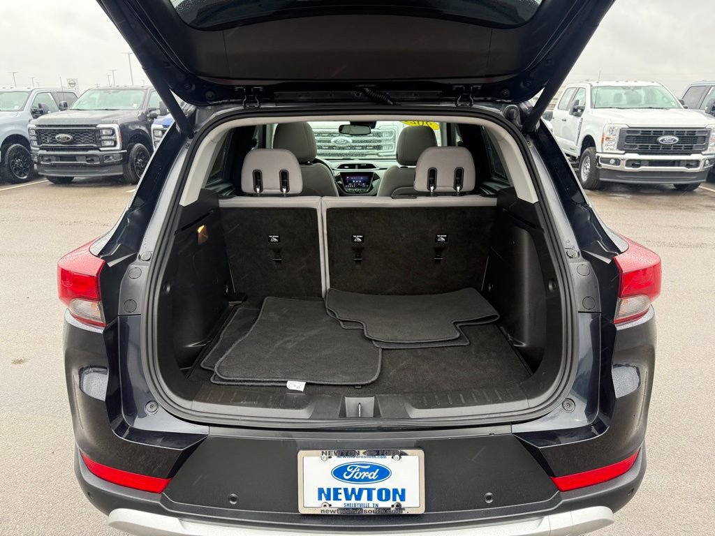 Used 2021 Chevrolet TrailBlazer LT w/ Sun and Liftgate Package image 34